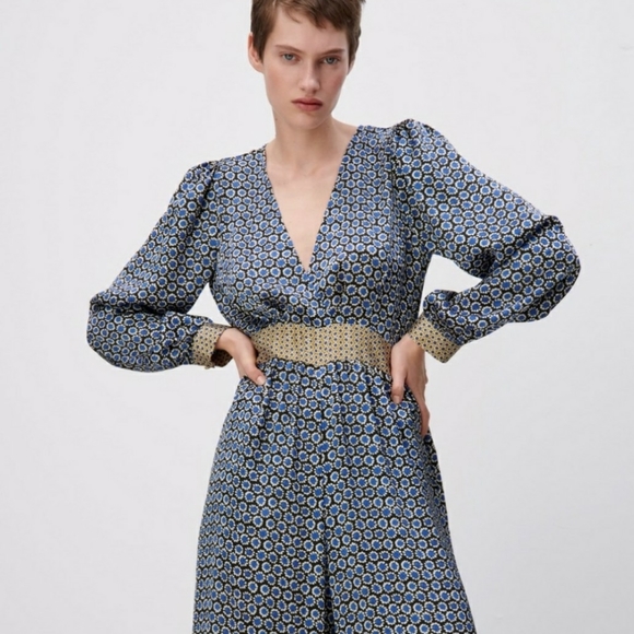 💫 SOLD 💫 ZARA: Kimono Boho Satin Jumpsuit. NWOT - Picture 3 of 7